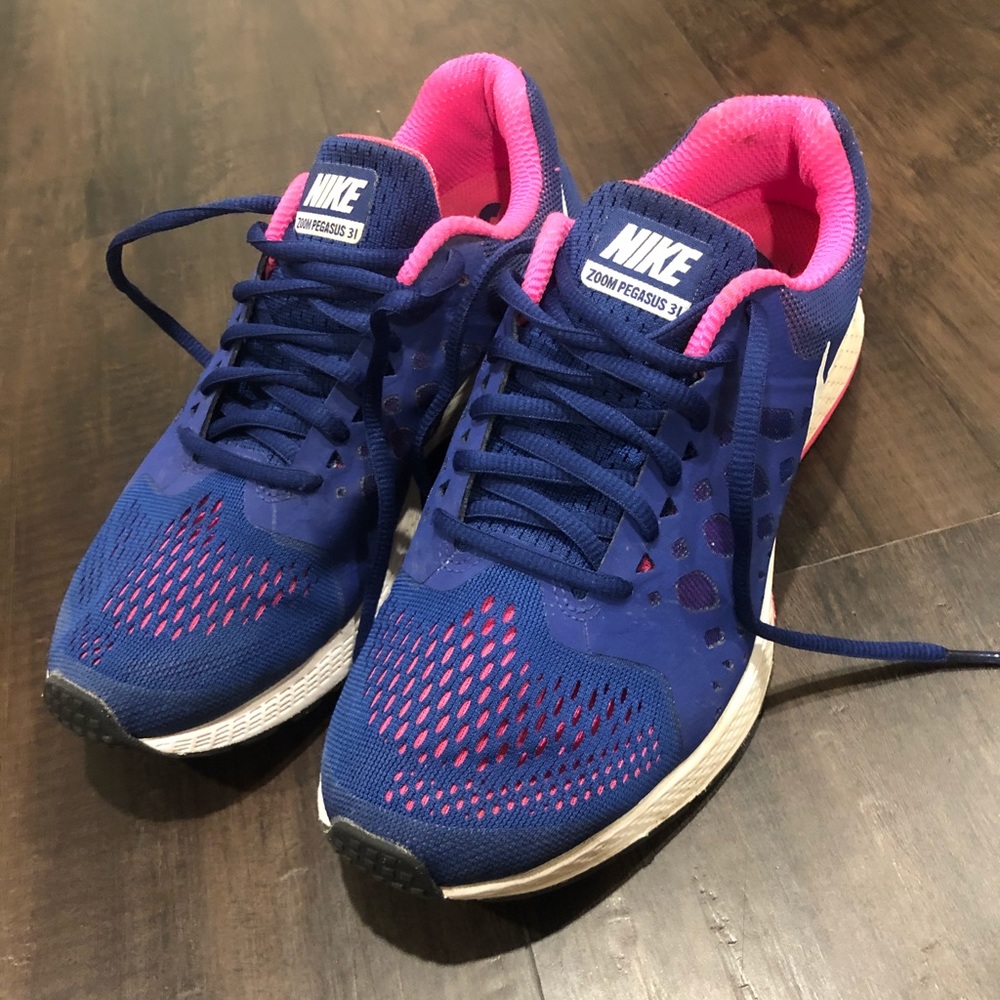 NIKE ZOOM PEGASUS SNEAKERS